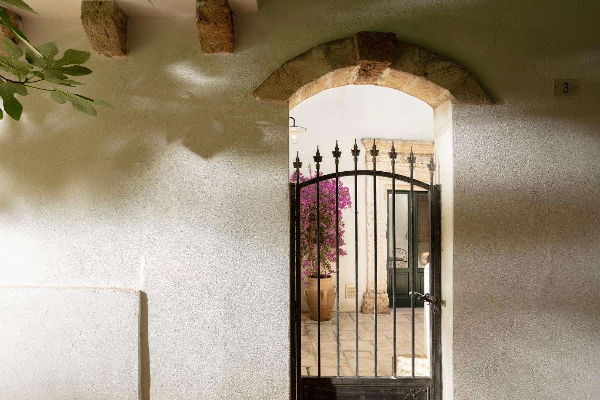 Don Alfonso Dimora D'Epoca Panzió Racale Kültér fotó